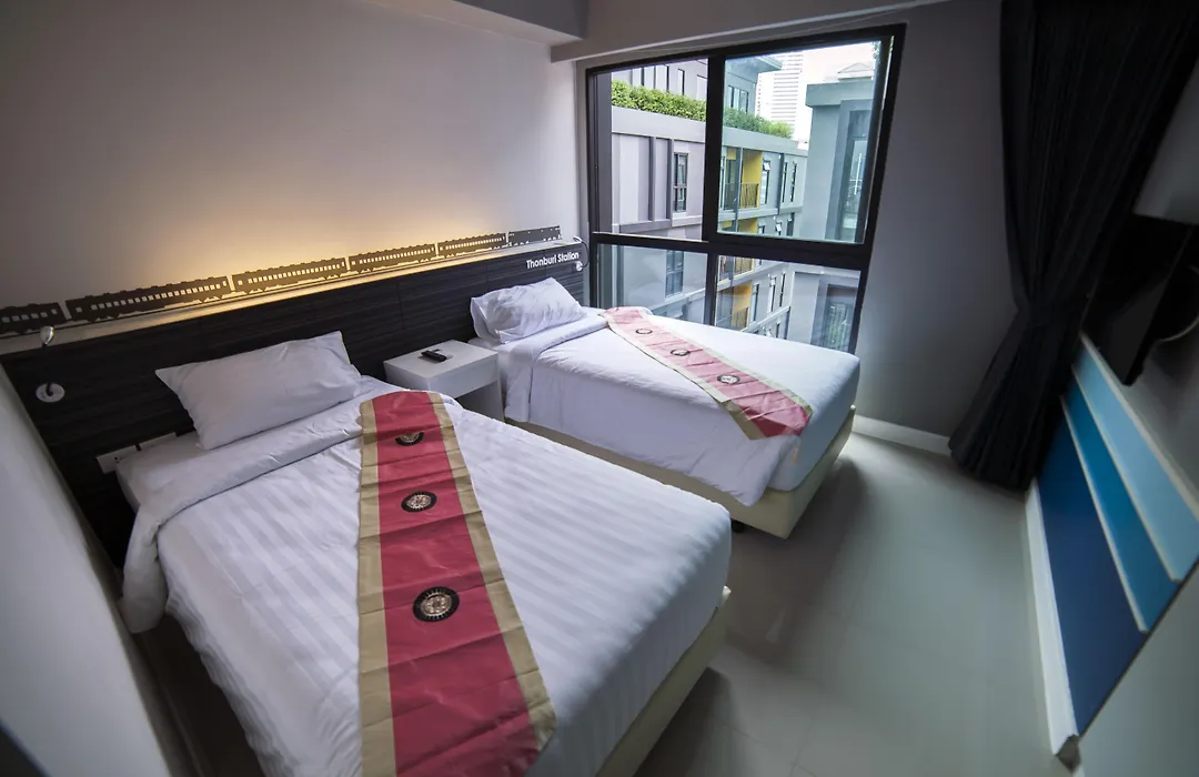 Isanook Bangkok-1